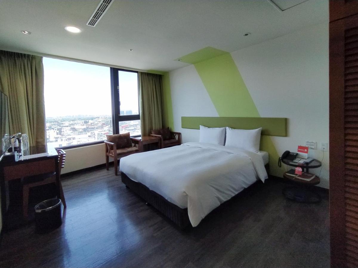 Hotel J Taoyuan Pingzhen Exterior foto