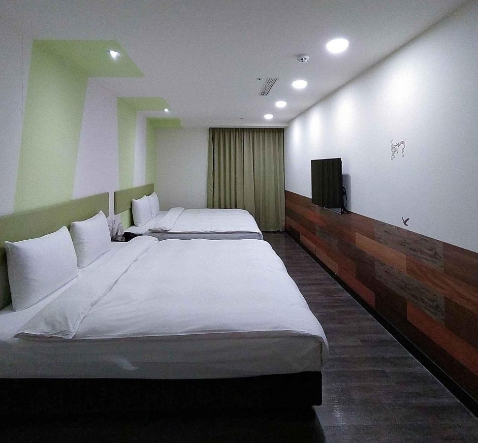 Hotel J Taoyuan Pingzhen Exterior foto