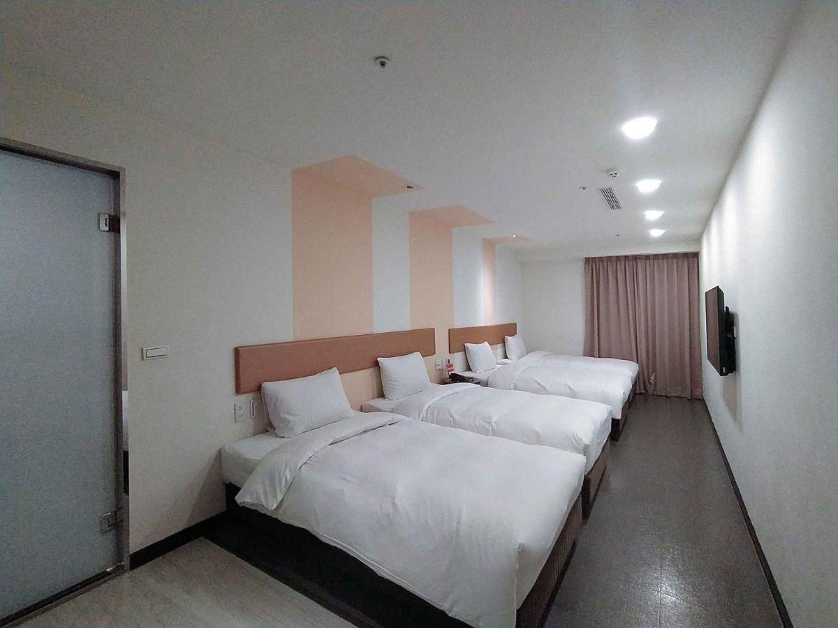 Hotel J Taoyuan Pingzhen Exterior foto