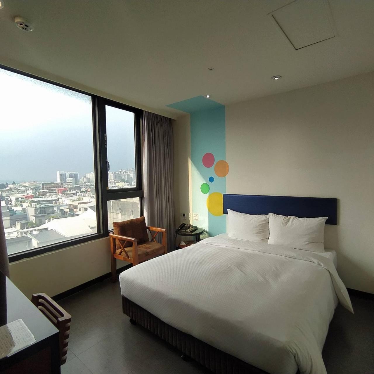 Hotel J Taoyuan Pingzhen Exterior foto